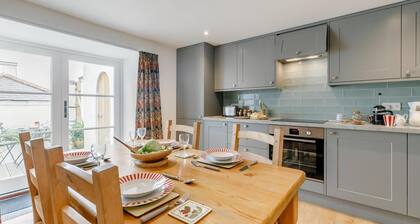 1 Bed in Penzance (oc-chapst)