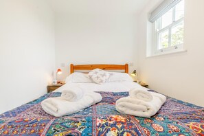Iron/ironing board, free WiFi, bed sheets - 1 Bed in Penzance (oc-chapst) (Penzance)