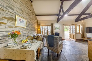 Dining - 2 Bed in Builth Wells (oc-39471) (Cilmery)
