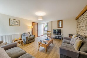 TV - 4 Bed in Builth Wells (oc-39461) (Cilmery)