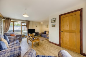 TV - 4 Bed in Builth Wells (oc-39473) (Cilmery)