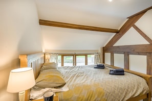 Iron/ironing board, free WiFi, bed sheets - 4 Bed in Builth Wells (oc-39473) (Cilmery)