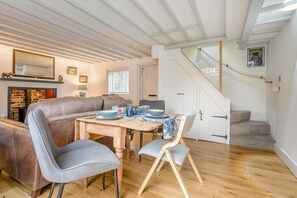 Interior - 2 Bed in Peasmarsh (oc-s33528) (Peasmarsh)