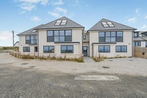 Exterior - 2 Bed in Tintagel (oc-p33627) (Tintagel)
