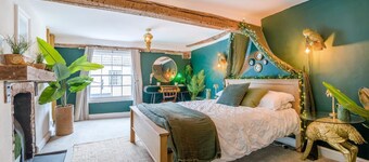 3 Bed in Wotton-under-Edge (oc-l33488)
