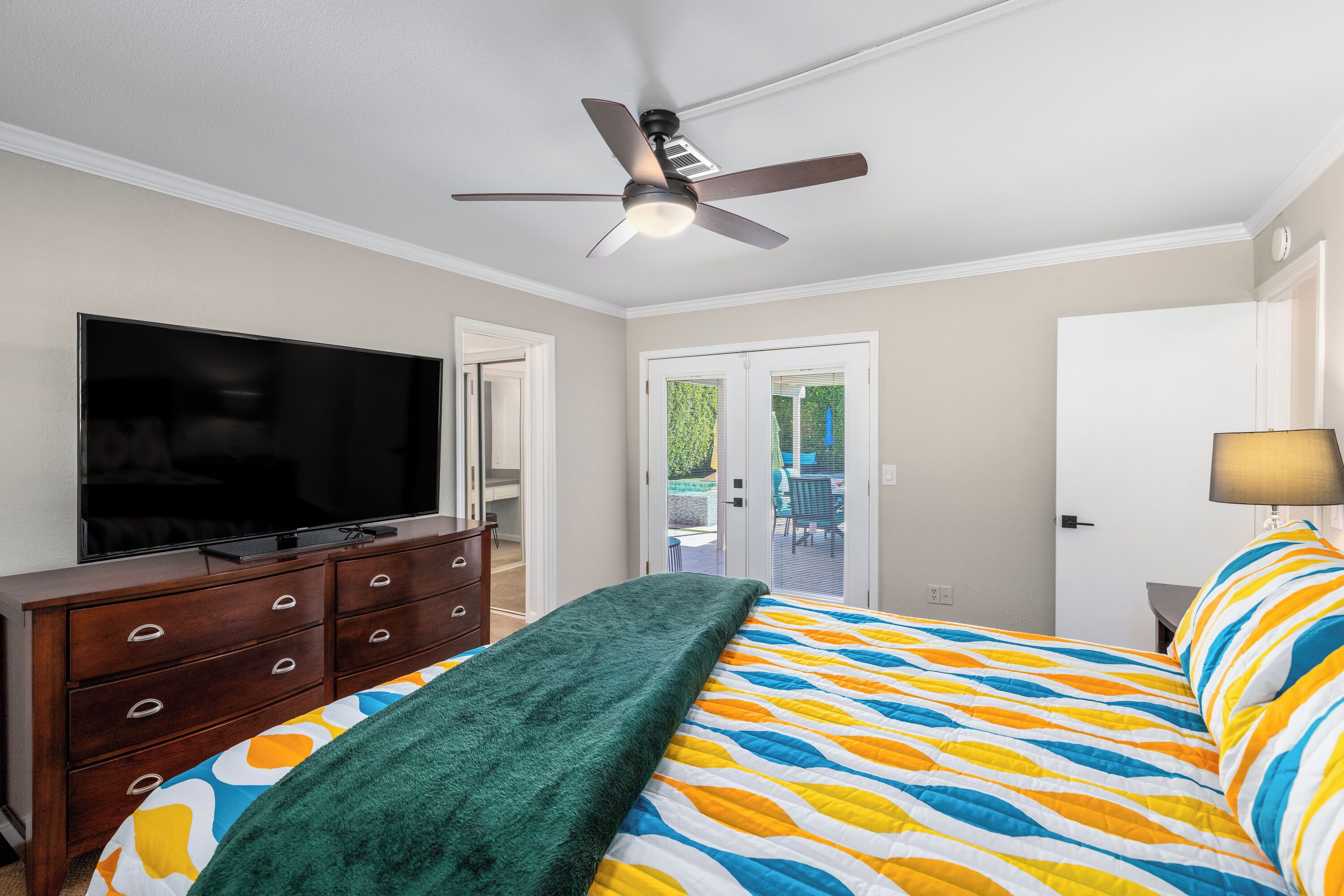 3 chambres, bureau, fer et planche à repasser, Wi-Fi gratuit