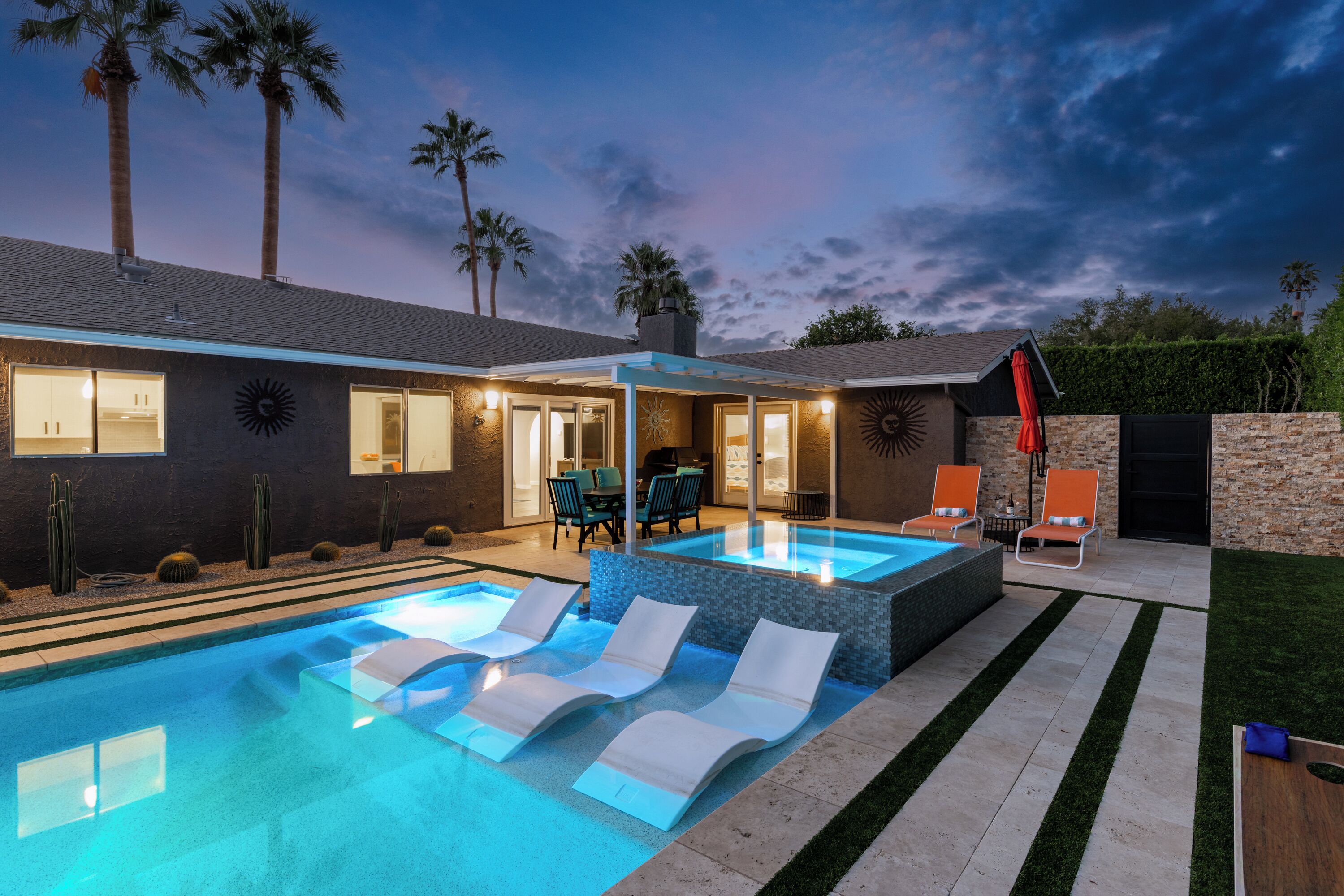 Et oppvarmet basseng