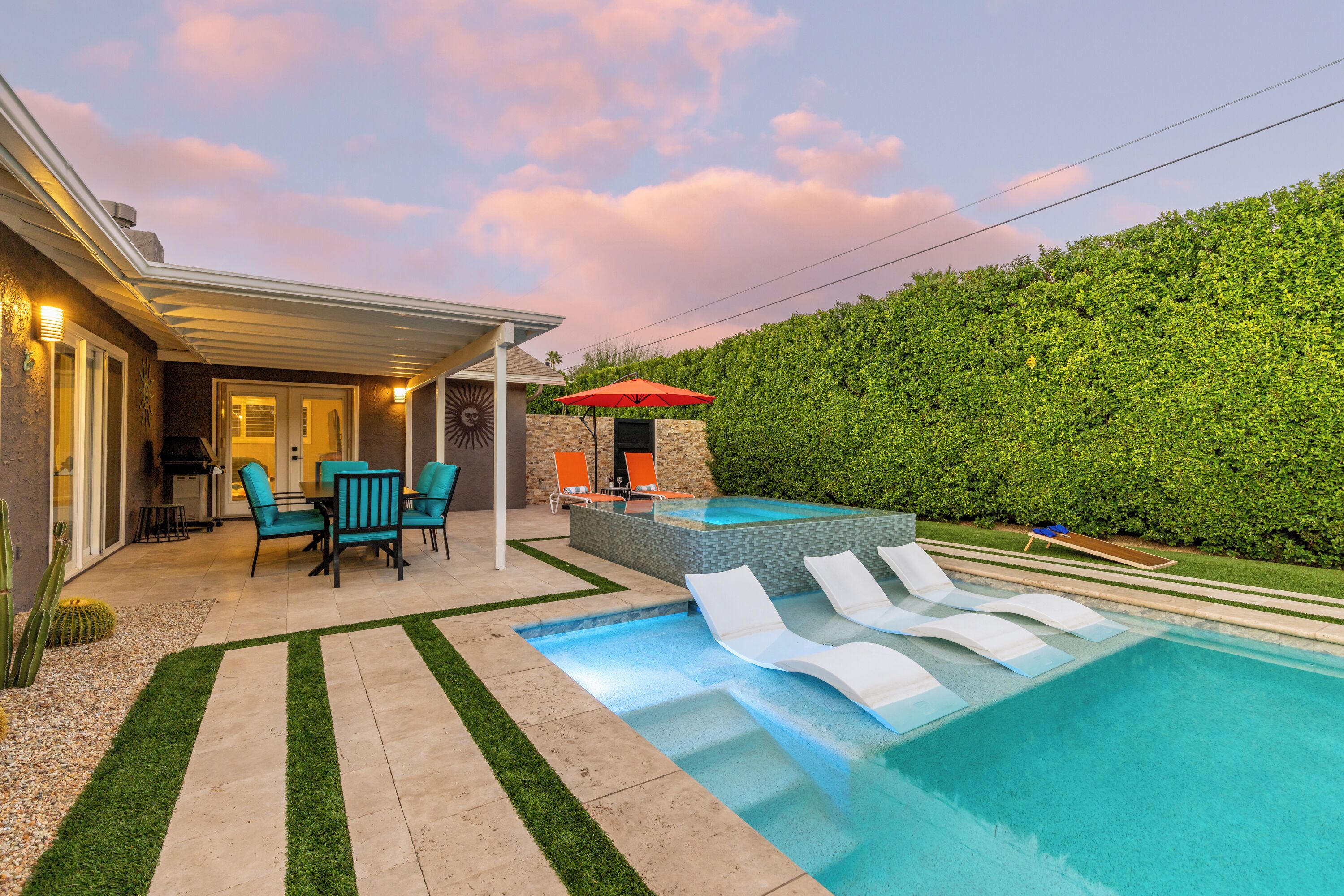 Et oppvarmet basseng