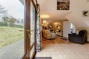 Interior - 3 Bed in St Davids (oc-415354) (St Davids)
