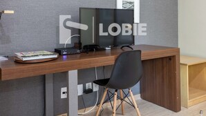 Studio Junior, quang cảnh sân vườn | Nội thất