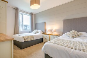 3 bedrooms, iron/ironing board, travel crib, free WiFi