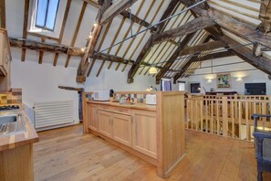 Microwave, oven, dishwasher, highchair - 2 Bed in Machynlleth (oc-197758) (Machynlleth)