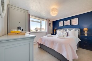 Iron/ironing board, travel crib, free WiFi, bed sheets - 2 Bed in Heacham (oc-2263) (Heacham)