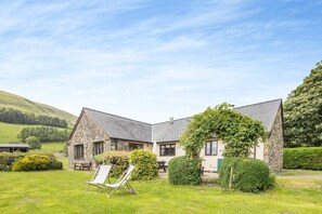 Exterior - 4 Bed in Tywyn (oc-23385) (Llanfihangel-y-pennant)