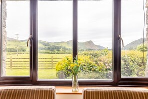 Interior - 4 Bed in Tywyn (oc-23385) (Llanfihangel-y-pennant)