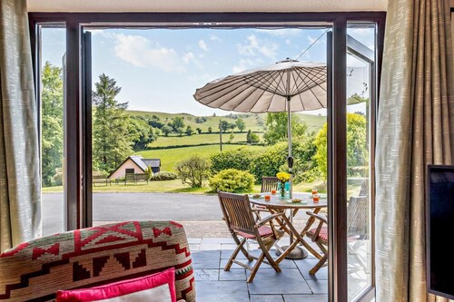 2 Bed in Aberystwyth (oc-99869)