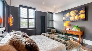 2 bedrooms, free WiFi, bed sheets