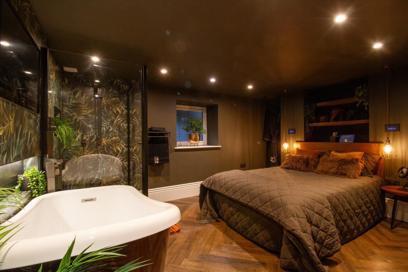 免费 WiFi、床单