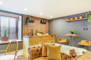Interior - 1 Bed in Holmfirth (oc-c33380) (Holmfirth)