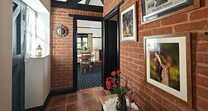 1 Bed in Yaxham (oc-w33631)