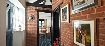 1 Bed in Yaxham (oc-w33631)