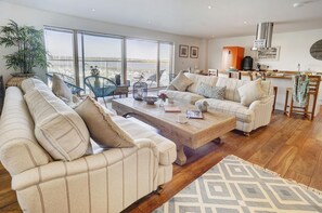 TV - 2 Bed in Amble (oc-566805) (Amble)