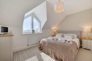 2 bedrooms, iron/ironing board, free WiFi, bed sheets - 2 Bed in Beadnell (oc-566401) (Beadnell)