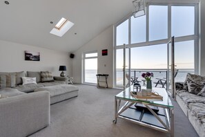 TV - 4 Bed in Beadnell (oc-566397) (Beadnell)