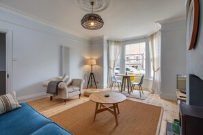 TV - 2 Bed in Sheringham (oc-n33616) (Sheringham)