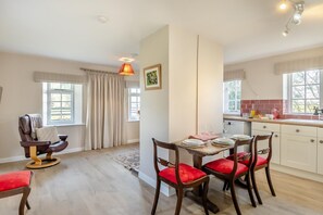 Interior - 2 Bed in Bressingham (oc-f33646) (Bressingham)