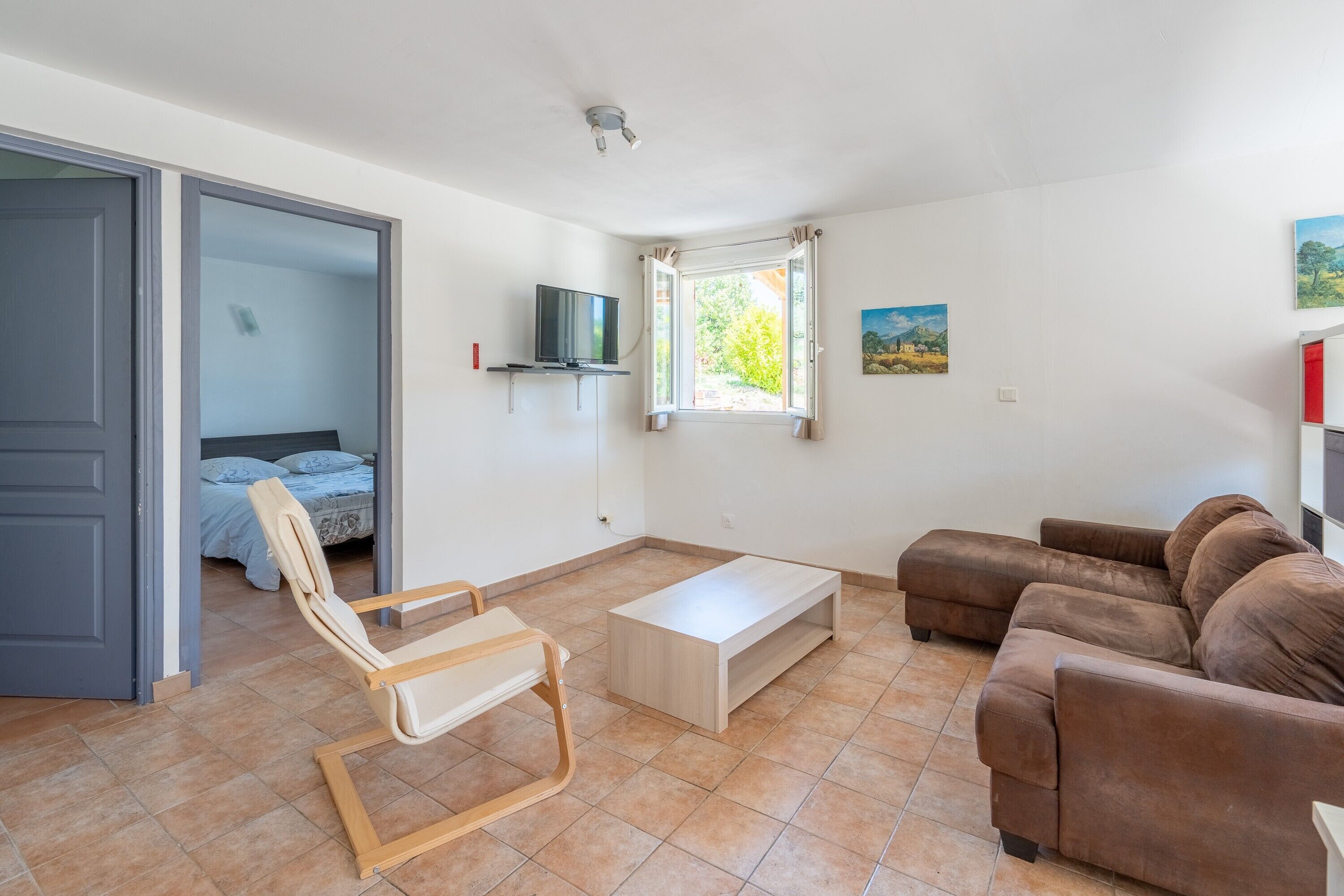 Strykejern/-brett og sengetøy