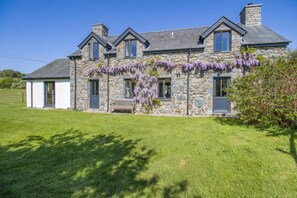 Exterior - 2 Bed in Dolgellau (oc-75787) (Dolgellau)
