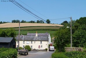 Exterior - 2 Bed in Brecon (oc-37318) (Pentre-bach)