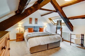 Iron/ironing board, travel cot, free WiFi, bed sheets - 3 Bed in Cwmystradllyn (oc-wag708) (Cwmystradllyn)