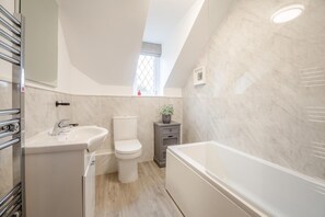 Towels - 3 Bed in Dolgellau (oc-203224) (Llanelltyd)