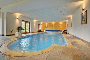 Piscine couverte