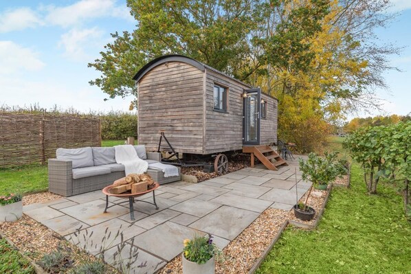 Terrace/patio - 1 Bed in Hawton (oc-d33741) (Hawton)