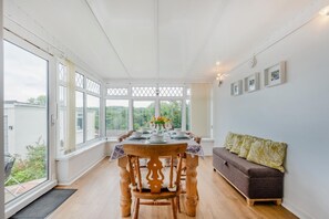 Dining - 2 Bed in Saundersfoot (oc-pw9255) (Saundersfoot)