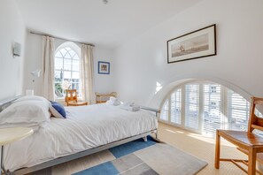Iron/ironing board, free WiFi, bed sheets - 2 Bed in Embleton (oc-nb1960) (Embleton)