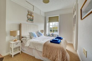 2 bedrooms, free WiFi, bed sheets - 2 Bed in Blakeney (oc-1805) (Blakeney)