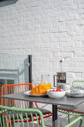 Outdoor dining - 2 Bed in Southwold (oc-brec) (Southwold)