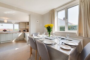 Dining - 2 Bed in Ringstead (oc-2270) (Ringstead)