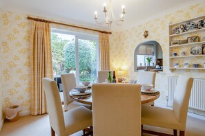 Dining - 3 Bed in Aldeburgh (oc-spcot) (Aldeburgh)
