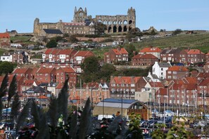 Miscellaneous - 4 Bed in Whitby (oc-w414) (Whitby)