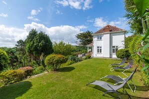 Property grounds - 4 Bed in Pentewan (oc-edghil) (Pentewan)