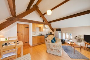 TV - 1 Bed in Dolgellau (oc-bow283) (Blaenau Ffestiniog)