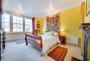 Iron/ironing board, free WiFi, bed sheets - 5 Bed in Canterbury (oc-ct043) (Canterbury)