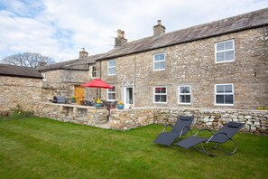 Terrace/patio - 3 Bed in Askrigg (oc-ds1049) (Askrigg)