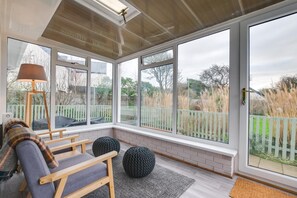 Interior - 2 Bed in Port Eynon (oc-hh2104) (Port Eynon)