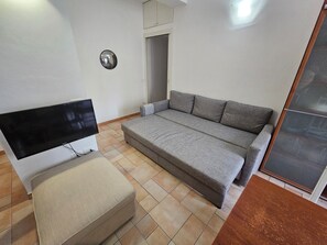 Living area - Three-room In Tortona District (Milano)